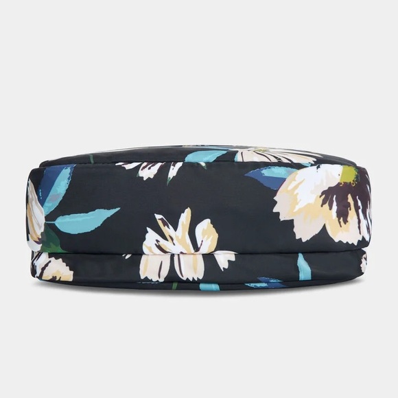 Travelon Anti-Theft Addison Small Crossbody travel bag key clip with LED light - Picture 2 of 16